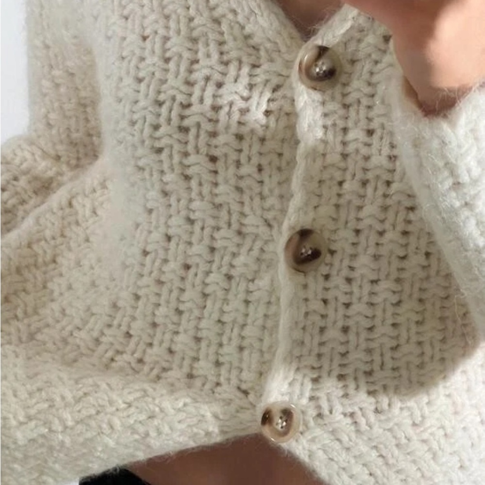 NWT ZARA Cozy  Knit Sweater - Picture 5 of 5